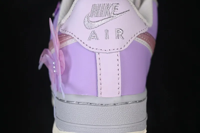 All categories Nk Air Force 1 Air Force series Nk Air Force 1 Low Air Force low-top Nike Air Force 1'07 Low Hand-painted graffiti Pink and purple butterfly language Air Force 1 low-top casual sneakers CJ0304-160